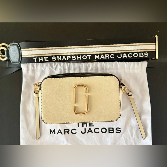 Marc Jacobs The Snapshot Crossbody Bag - PreLoved - Excellent Condition - Picture 12 of 14